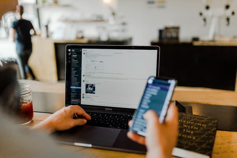 AI agent dan chatbot untuk otomasi bisnis